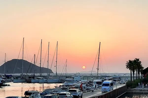 D-Marin AVM - Mağazalar ve Alışveriş - Muğla Bodrum