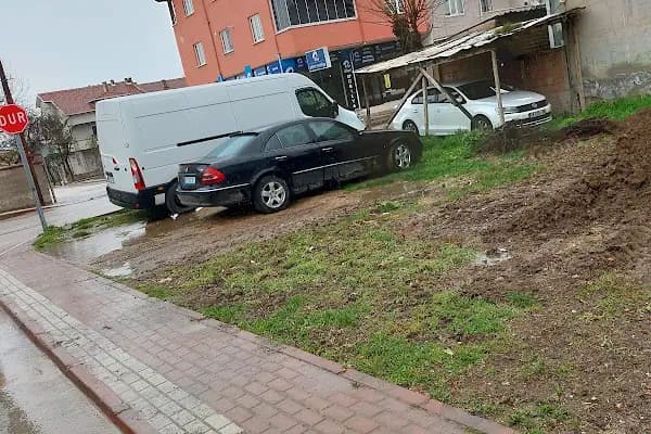 Eti's Kuaför ve Güzellik Salonu - Kuaför - Bursa İnegöl