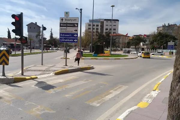 Toplu Taşıma Merkezi - Otobüs Durağı - Balıkesir Bandırma