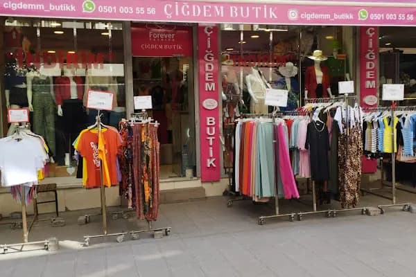 Çiğdem Butik - Kadın giyim mağazası - İstanbul Avcılar