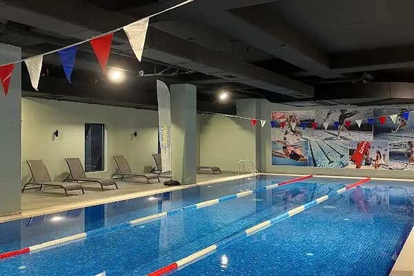 Sancak Yüzme Akademi - Yüzme havuzu - İstanbul Kadıköy