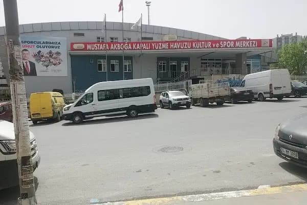 Yenikent Mustafa Akboğa Kapalı Yüzme Havuzu - Halka Açık Yüzme Havuzu - İstanbul Esenyurt