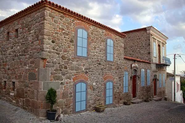 Thousand Ally Boutique Hotel &amp; Restaurant - Otel - İzmir Bergama