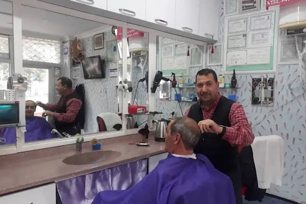 Gül Kardeşler Zeki - Berber Dükkanı - İstanbul Arnavutköy