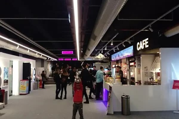 Paribu Cineverse Bursa Podyum Park - Sinema Salonu - Bursa Nilüfer