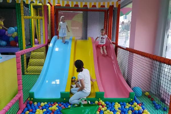 zoom cafe ve oyun evi - Oyun Alanı - Antalya Alanya