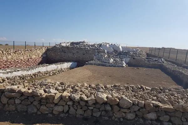 Kubadabad Sarayı Harabeleri - Tarihi Yer - Isparta Aksu