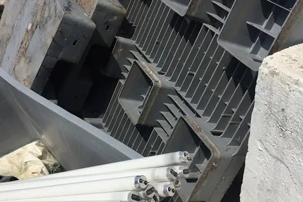 Metropol Metal Hurda Geri Dönüşüm - Geri Dönüşüm Merkezi - İstanbul Tuzla