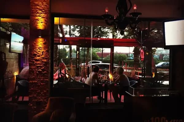 Qinn Lounge - Bar - İzmir Ödemiş
