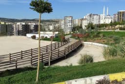 Karaköprü belediyesi yaşam parkı
