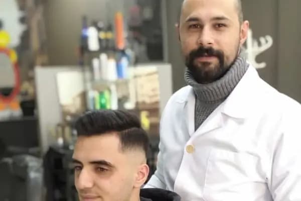 Saloon Özgür Erkek Kuaförü - Kuaför - İstanbul Bağcılar