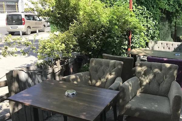 Qule Lounge &amp; Cafe - Restoran - İzmir Menemen