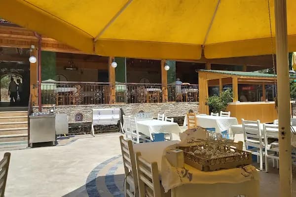 Cennet Restaurant - Azmak Başı Akyaka - Türk restoranı - Muğla Ula