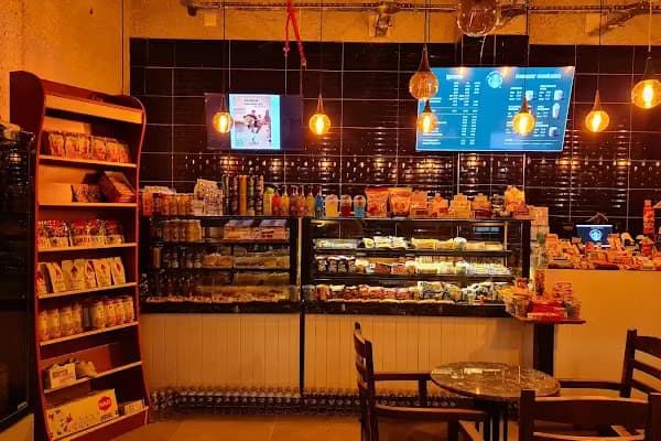 Starbucks Balıkesir Üniversitesi Çağış Kampüsü - Kahve dükkanı - Balıkesir Altıeylül