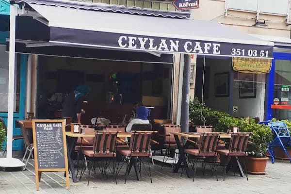 Ceylan Cafe - Kafe - İstanbul Adalar