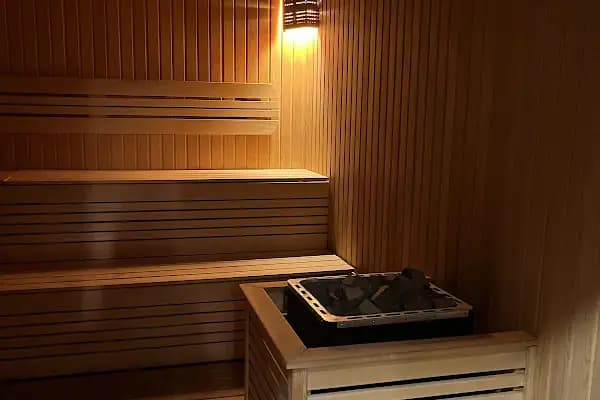Firuze Hamam Havuz Spa Fitness (bayan bölümü kapanış saati 22:00) (Erkek bölümü kapanış saati 23:00) - Hamam - İstanbul Bağcılar