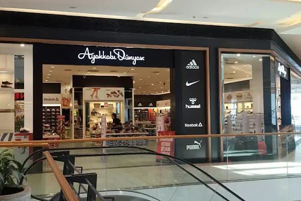 Ayakkabı Dünyası - Ayakkabı mağazası - İstanbul Küçükçekmece