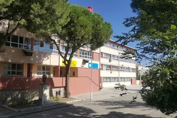 Bergama Cumhuriyet Anadolu Lisesi - Eğitim - İzmir Konak
