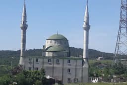 Kamil Sağıroğlu Cami
