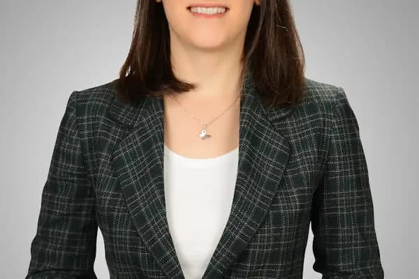 Uzm. Dr. Ece Merve YAZAR KAHRAMAN Çocuk/Ergen Ruh Sağlığı ve Hastalıkları Uzmanı - Çocuk Psikiyatristi - Konya Selçuklu