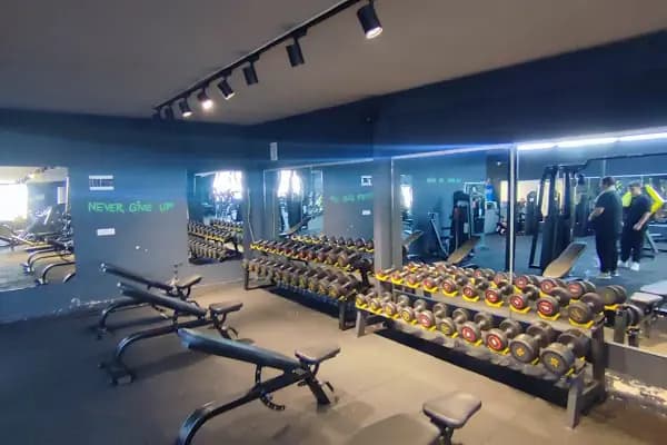 Hulk Gym Premium - Fiziksel Fitness Programı - İstanbul Bahçelievler