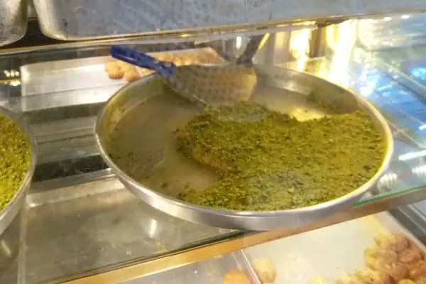 Kadayıfçı Hasan Usta - Tatlıcı - Adana Yüreğir