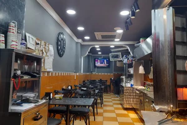 Çınaraltı Dönerci Adnan Usta - Dönerci - İstanbul Bahçelievler