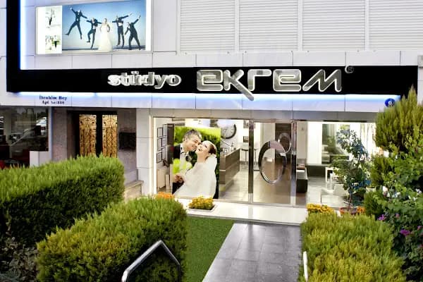 Stüdyo Ekrem Çocuk - Fotoğraf Stüdyosu - İzmir Bornova