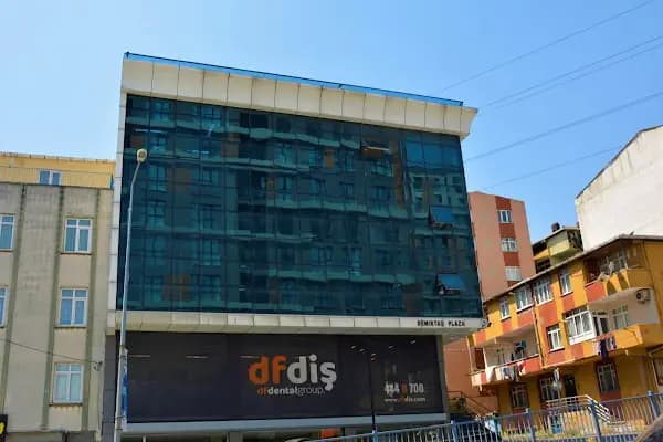 DF DİŞ HALKALI POLİKLİNİĞİ - Diş Kliniği - İstanbul Avcılar