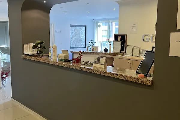 Dr.Hakan Güney Muayenehanesi - Estetik Cerrah - Denizli Pamukkale