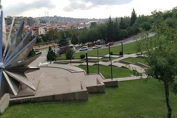 Kuva-yi Milliye Anıt Parkı - Park - Balıkesir Karesi