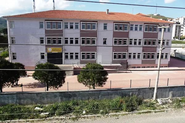 BERGAMA KIZ ANADOLU İMAM HATİP LİSESİ - Okul - İzmir Bergama