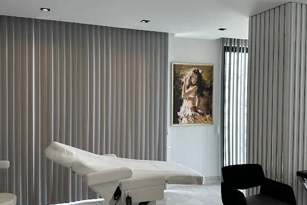 Uzm. Dr. Dürdane Adanacıoğlu Kliniği - Botoks, Dudak Dolgusu, Ozon Tedavisi, PRP ve Medikal Estetik - Kozmetik Sektörü - Adana Seyhan