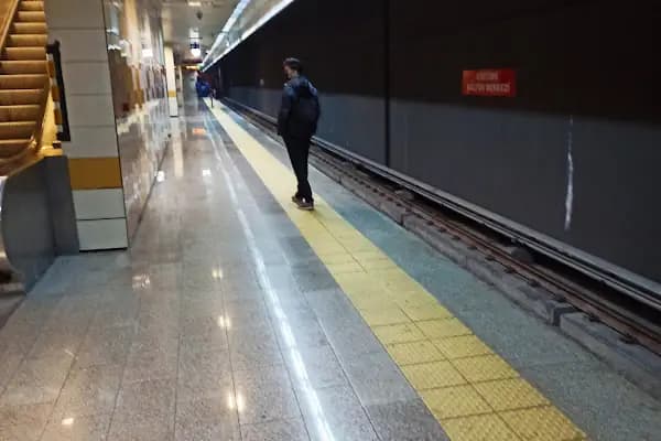 Yenimahalle - Metro İstasyonu - Ankara Çankaya