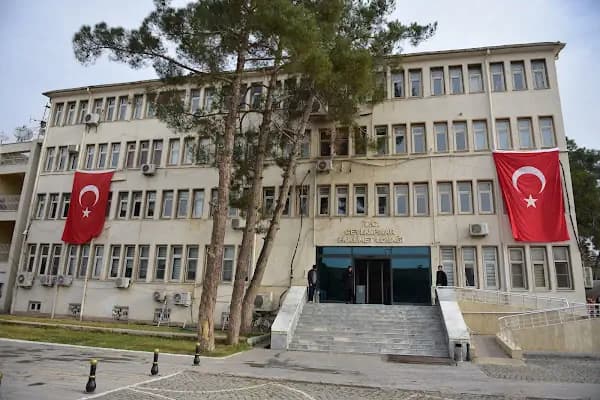 Ceylanpınar Hükümet Konağı - İlgi Çekici Yer - Şanlıurfa Birecik
