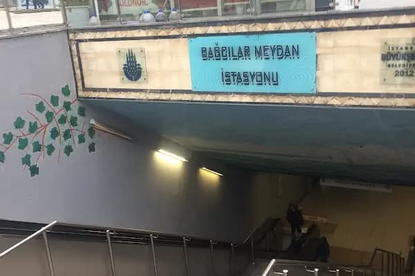 Bağcılar Metro - Otobüs Durağı - İstanbul Ümraniye