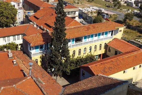 Tarihi Manisa Akhisar Oteli - Otel - İzmir Konak