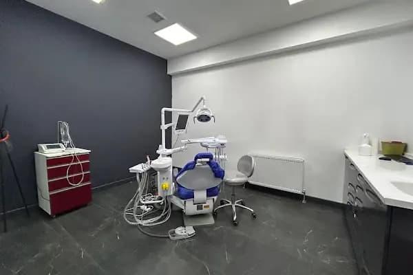 ÖZEL GÜNEŞEVLER AĞIZ VE DİŞ SAĞLIĞI POLKİNLİĞİ ANILALP AĞIZ VE DİŞ SAĞLIĞI - Diş Kliniği - Ankara Akyurt
