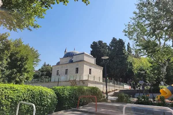 Mustafa Kemal Paşa Cd. Girişi Milli Egemenlik Parkı - Park - İstanbul Küçükçekmece