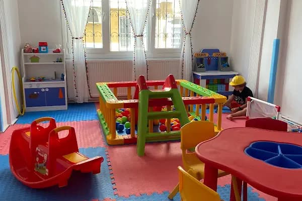 Neşeli Kayık Oyun Evi - Okul Öncesi - İzmir Balçova