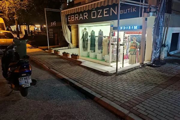 Ebrar Özen Butik - Giyim mağazası - Antalya Kumluca