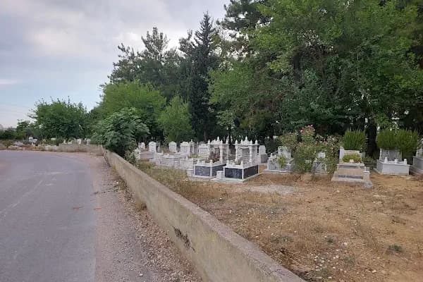 Alaylı Köyü Mezarlığı - Mezarlık - Antalya Döşemealtı