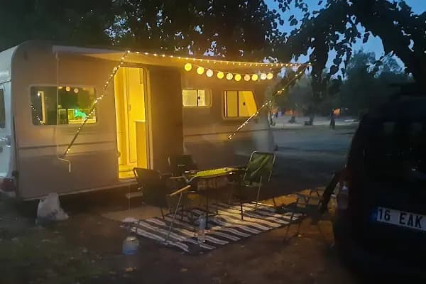 Cumhuriyet Camping - Kamp Alanı - Balıkesir Edremit