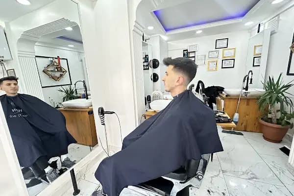 blue night erkek kuaförü - Berber Dükkanı - İstanbul Arnavutköy