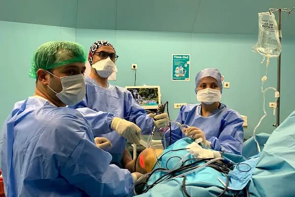 Prof. Dr. Halil BURÇ - Ortopedi Cerrahı - İstanbul Şişli