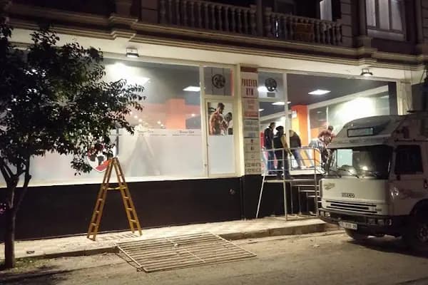 Bayraklı Camcı - Doğan Cam - Cam ve Ayna Dükkanı - İzmir Balçova