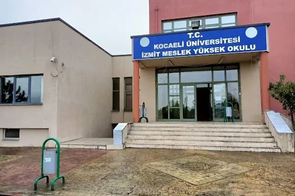 Kocaeli Üniversitesi İzmit Meslek Yüksekokulu - Üniversite - Kocaeli Gölcük
