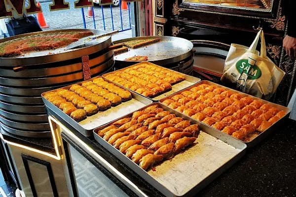 Kadayıfçı Saim Usta - Tatlıcı - Diyarbakır Bismil