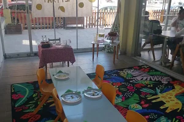 Bi Dünya Çocuk Cafe - Çocuk Dostu Kafe - İzmir Bergama