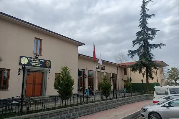 Halk Kütüphanesi - Kütüphane - Trabzon Ortahisar